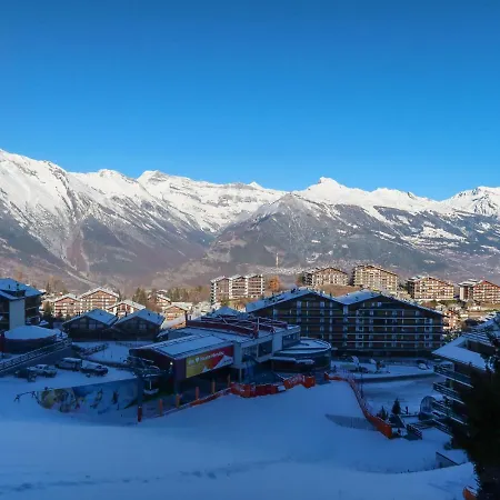 Hauts De B K5 By Interhome ナンダ